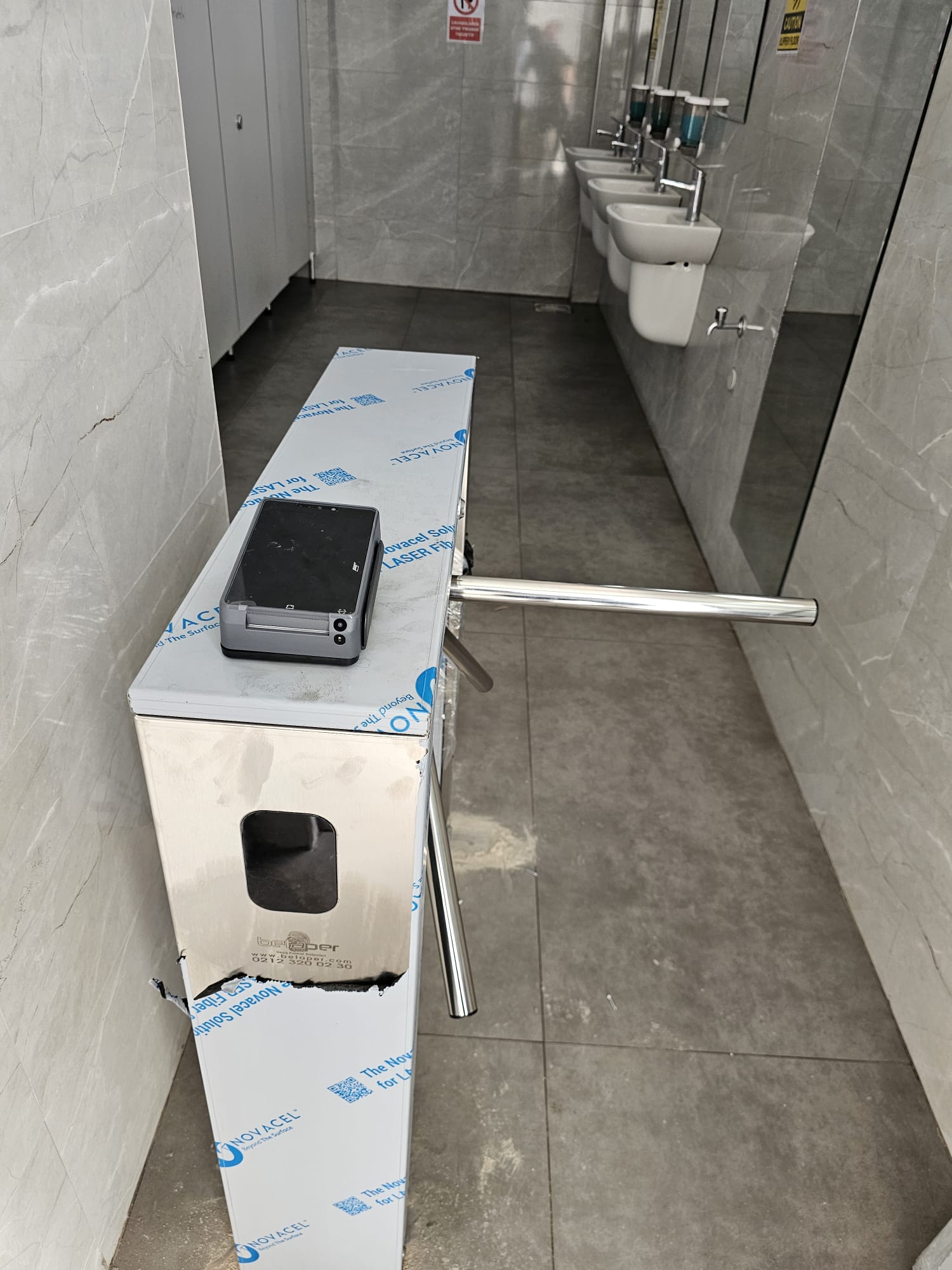 Bozcaada Kredi Kartı İle WC Giriş Turnike Sistemi