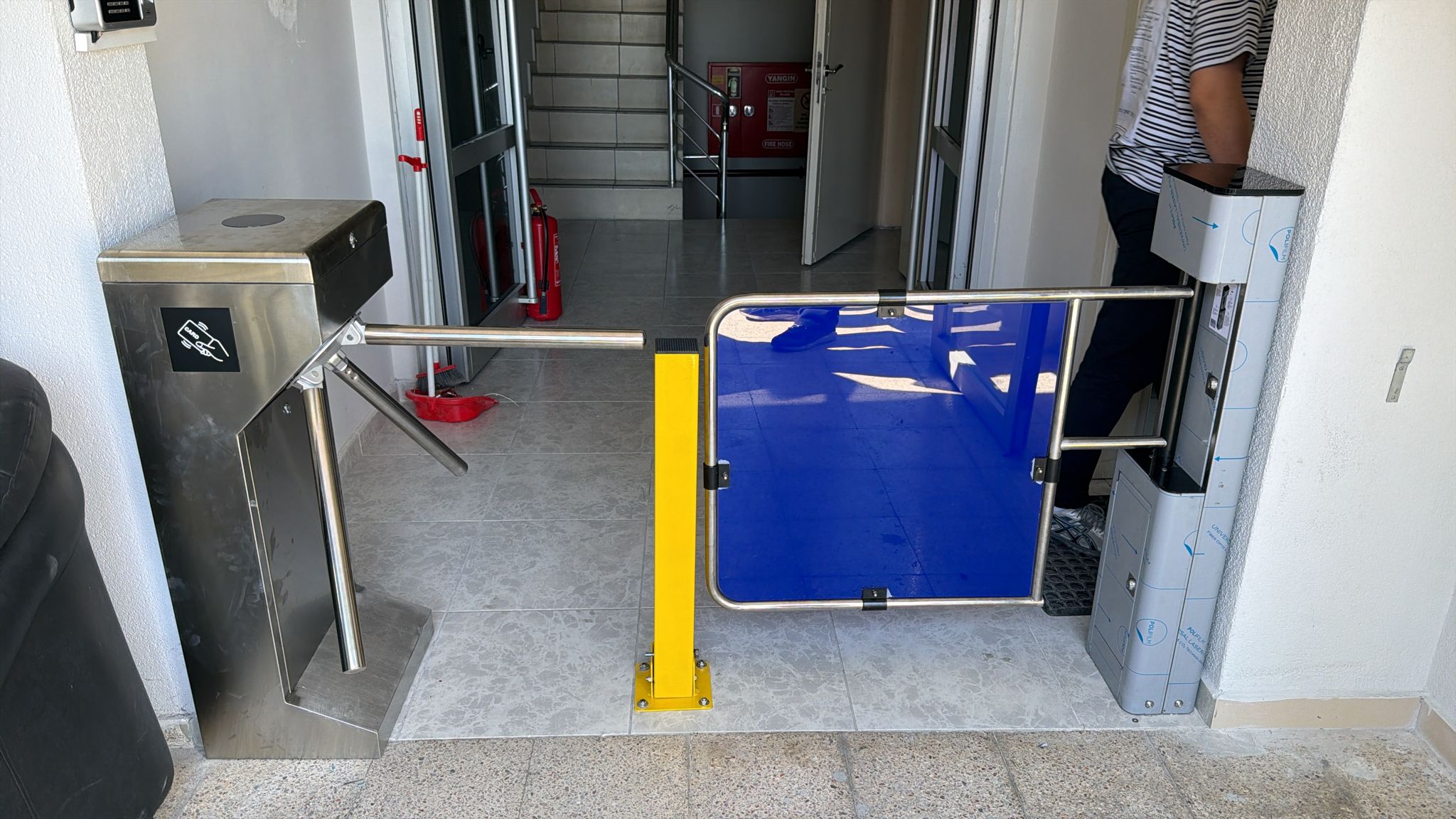 SDM Tuzla G kollu VIP turnike ve tripod turnike uygulaması - 3. fotoğraf